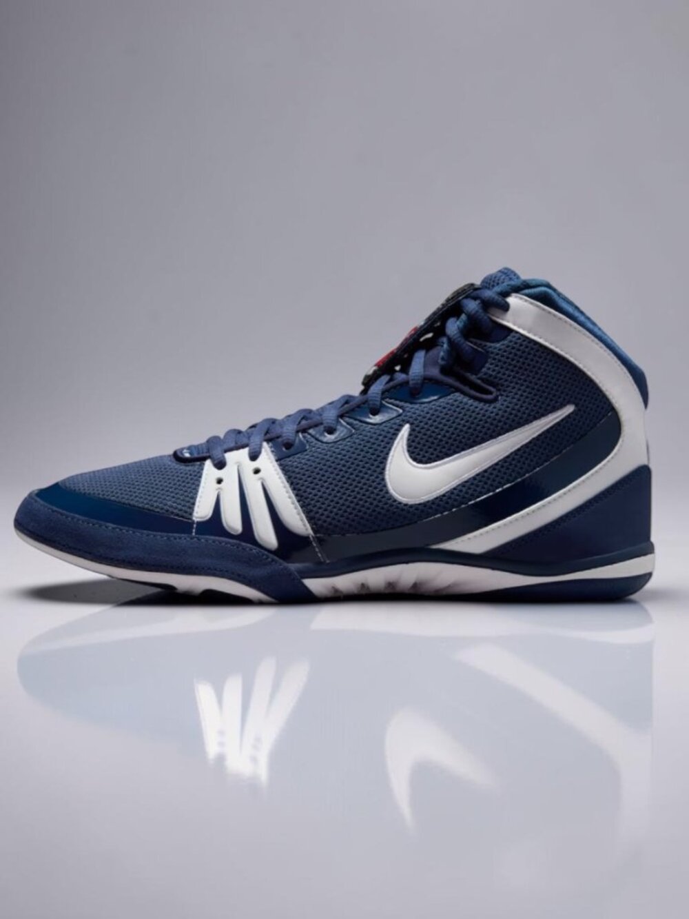 Nike Freek Mens Wrestling Shoes Size 9.5 Navy White (NEW) 316403 411